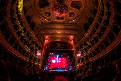 OIFF 048