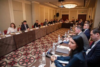 Opera_us_embassy_02