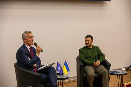 Stoltenberg_03